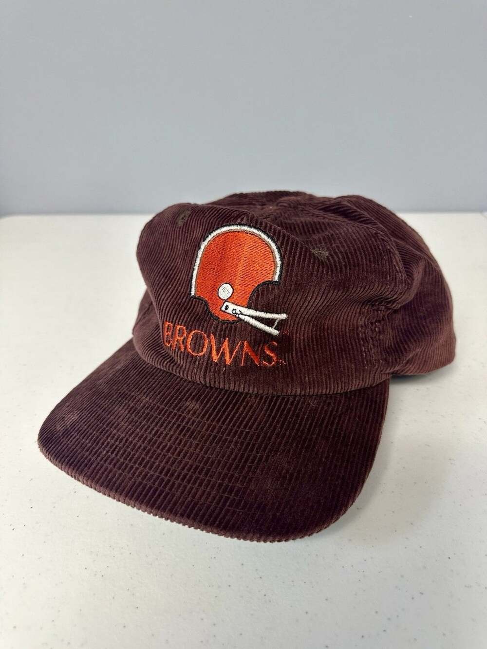 Vintage Starter NFL Cleveland Browns Corduroy Snap Back Hat, 90s, Fashion